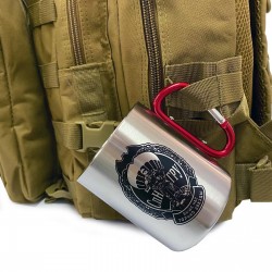 Металлическая кружка-нержавейка с ручкой-карабином. С рисунком.