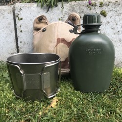 Фляга в чехле со стаканом Голландия. 3 colod deser.бу