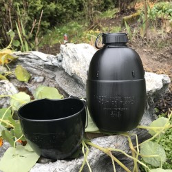 Фляга со стаканом M58 Pat. Англия. Чёрная.