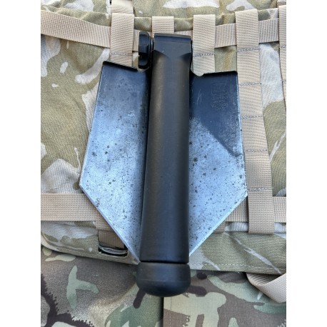 Лопата Glock складная с пилой , (DK). В подсумке МТР .б/у