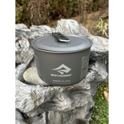 Кастрюля алюминиевая со складной ручкой Sea To Summit Alpha Pot Black.
