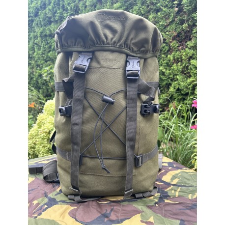  Рюкзак Berghaus  Munro. 35л. Олива. б/у