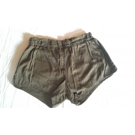 шорты OESTERR. OLIV спортивные б/у