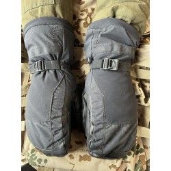 Рукавицы Rab GT чёрные двойные ( со вставкой ). Чёрные.бу